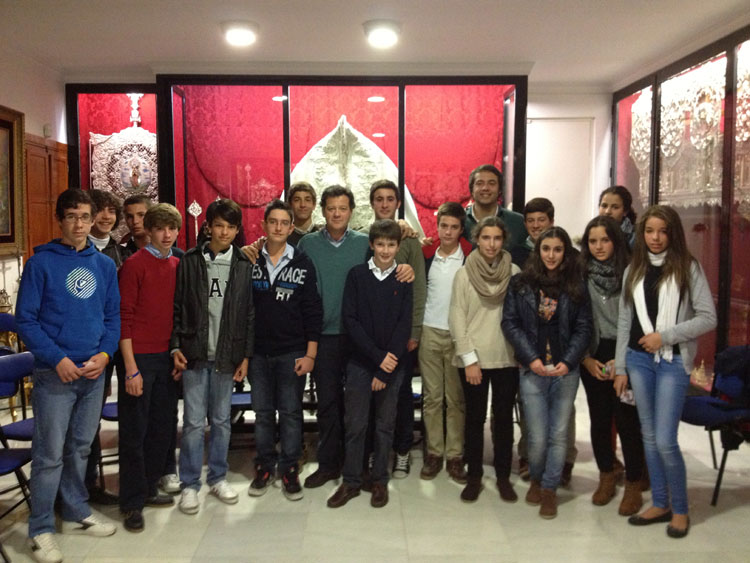 20130202 JovenesI